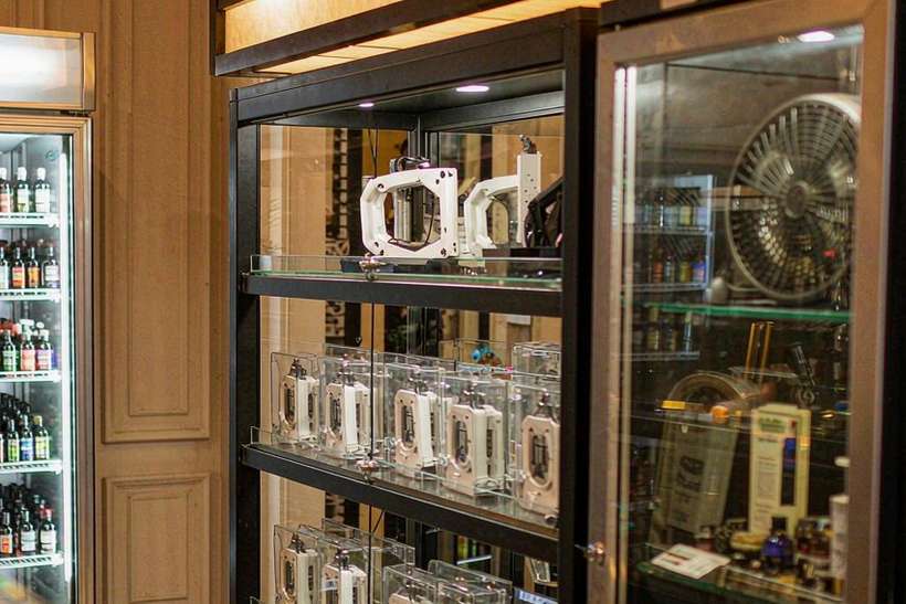 Bulk Distribution for Kafficarat hardware — Autumn stock