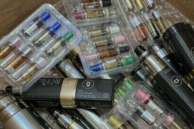 How to Store Kafficarat accessories — Middle East