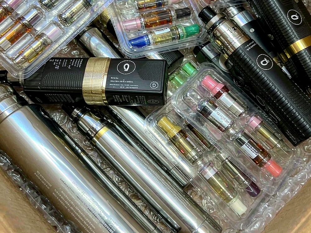 Sourcing Report on Kafficarat accessories — premium tier