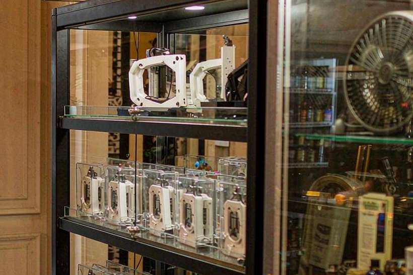 Warehouse Options for Kafficarat devices — age-verified